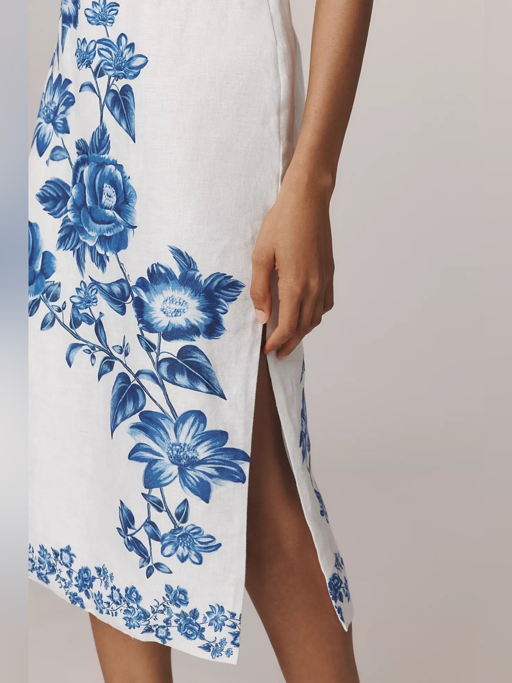 Farm Rio: BLUE FLORAL CASCADE OFF WHITE
WAVY ONE SHOULDER / LINEN - Picture 4 of 7